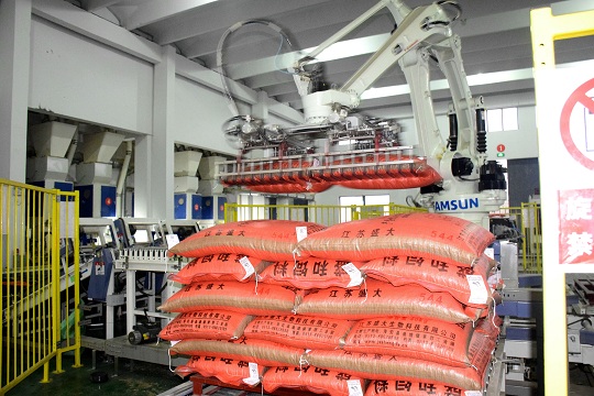 �C(j��)����